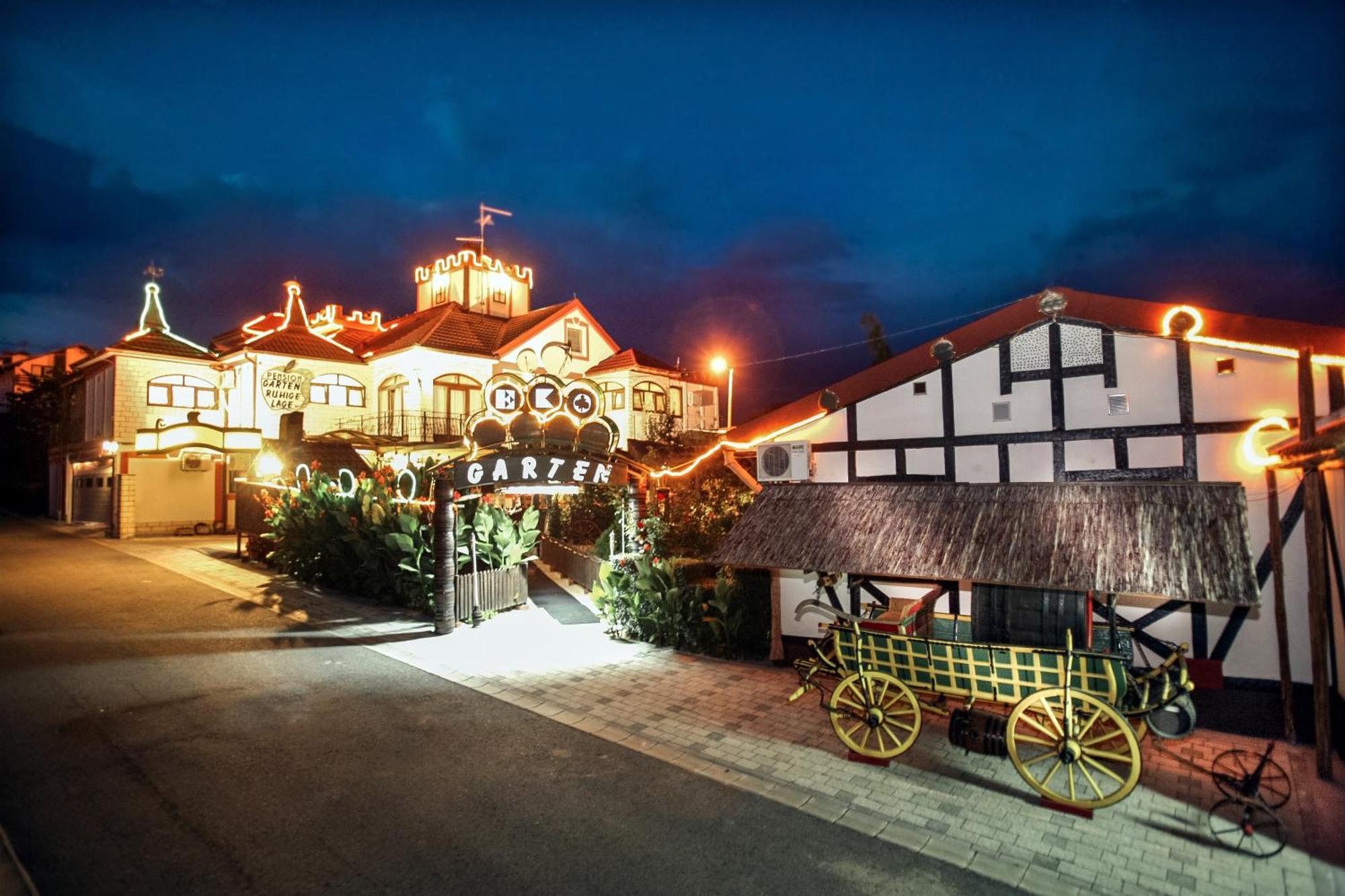 Hotel Garten Славонський Брод Екстер'єр фото